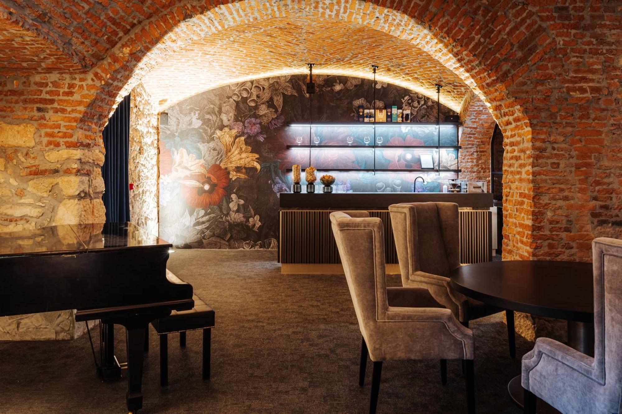 רוגאסקה סלאטינה Hotel Slatina Superior מראה חיצוני תמונה